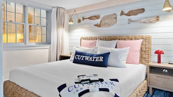 Deluxe Room, 1 King Bed with Sofa bed, Non Smoking, Kitchenette | Blackout drapes, iron/ironing board, free WiFi