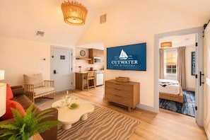 Executive Triple Room, Multiple Beds, Non Smoking, Kitchenette | Living area