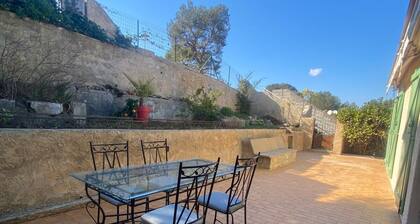 Detached Villa Top