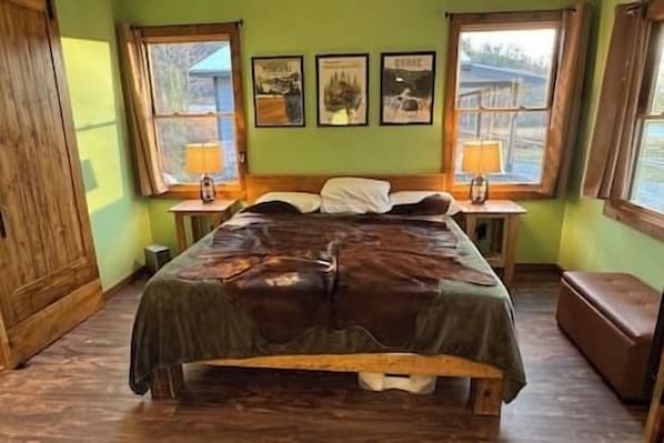 1 bedroom, free WiFi, bed sheets