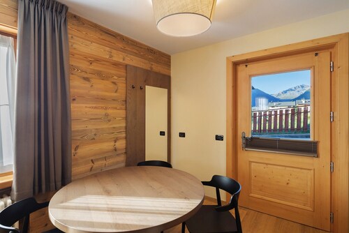 Apartment 'Monte Vago' with Mountain View, Shared Garden and Wi-Fi