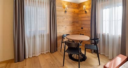 Apartment 'Cràp de la Parè' with Mountain View, Shared Garden and Wi-Fi