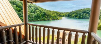 Blessed Getaway: Theater+LakeView+GAMES!