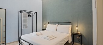 Apartment 'Deluxe Gigli' with Wi-Fi and Air Conditioning
