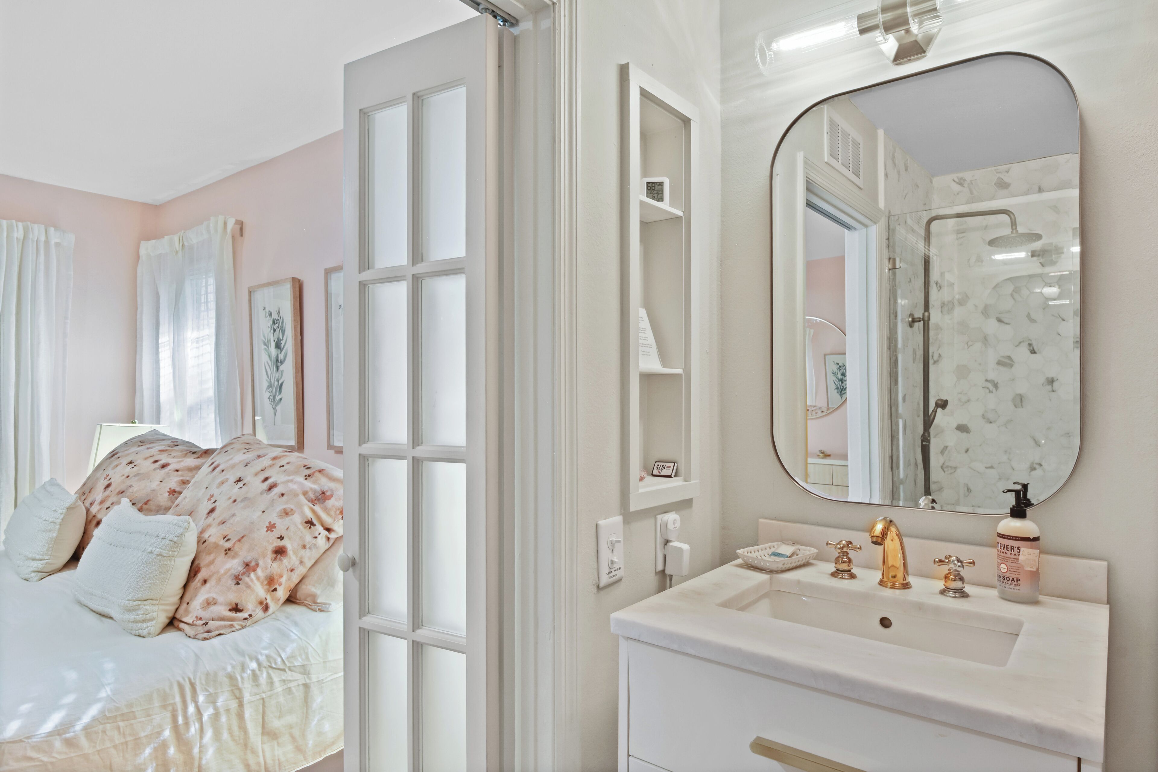 Towels, soap, toilet paper