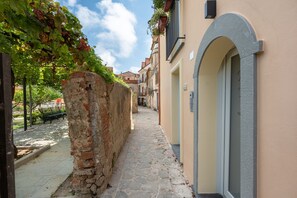 Exterior detail - Apartment 'Deluxe Melisso' with Wi-Fi and Air Conditioning (Ascea)