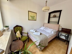 1 bedroom, iron/ironing board, WiFi, bed sheets