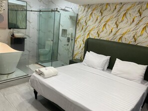 Suite | Baño | Toallas, jabón, papel de baño 