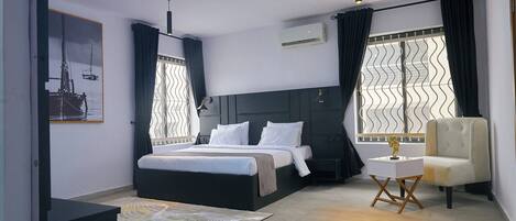 Deluxe Room | In-room safe, blackout drapes, cribs/infant beds, free WiFi