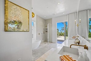 Shower, hair dryer, bidet, towels - Gorgeous Architectural Malibu Ocean and Mountain View estate. Newly Built. (Malibu)