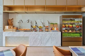 Breakfast buffet - Hyatt Place Kunming South Railway Station (Kunming)