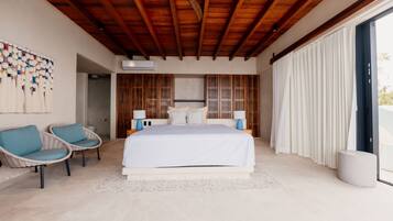 6 bedrooms, desk, iron/ironing board, free WiFi