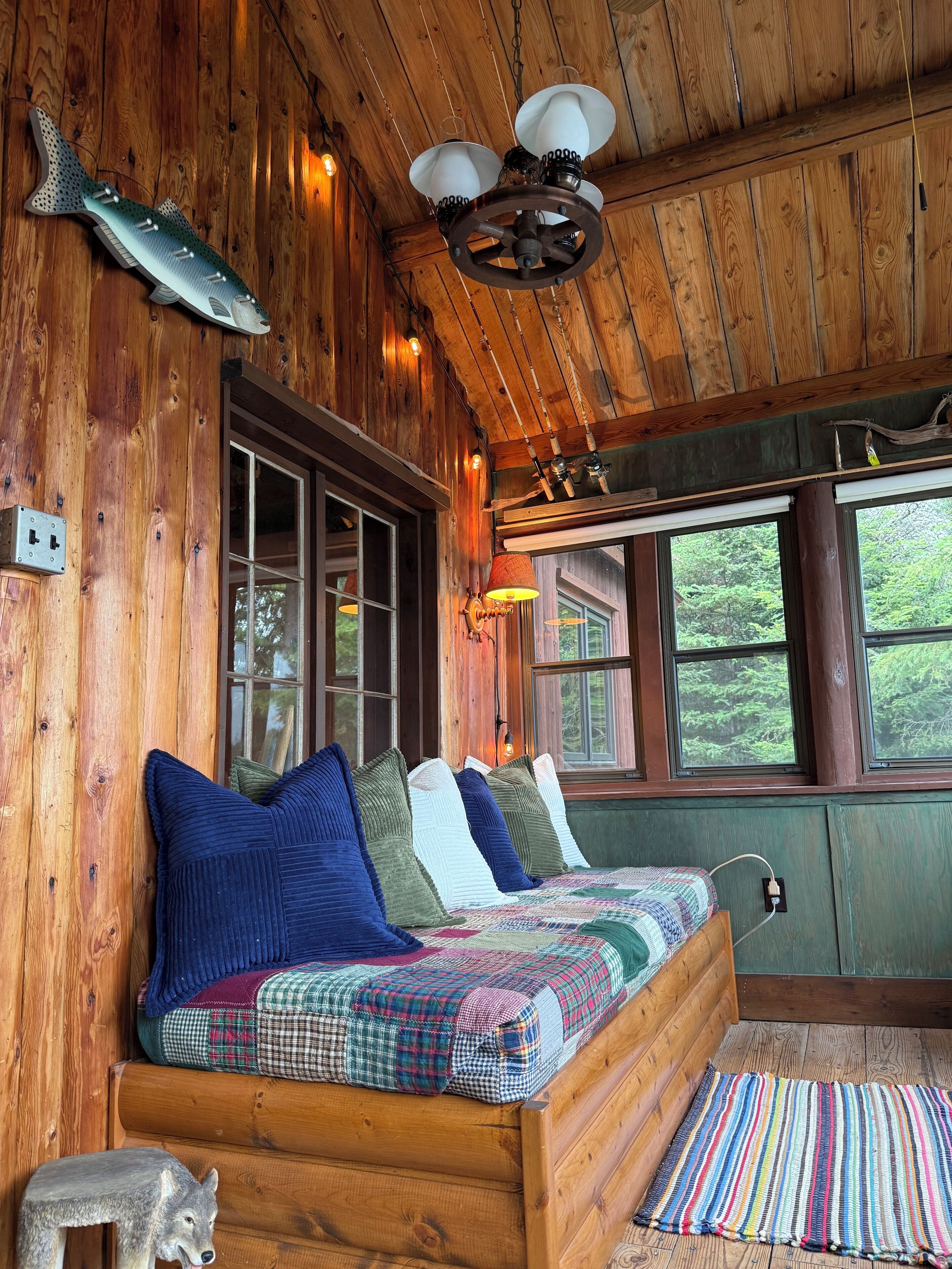 3 عدّة غرف نوم وملاءات أسرّة