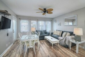 TV - MB Resort 5 Seasons 6320- Great Price & Amenities (Myrtle Beach)