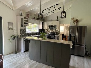 Microwave, stovetop, dishwasher