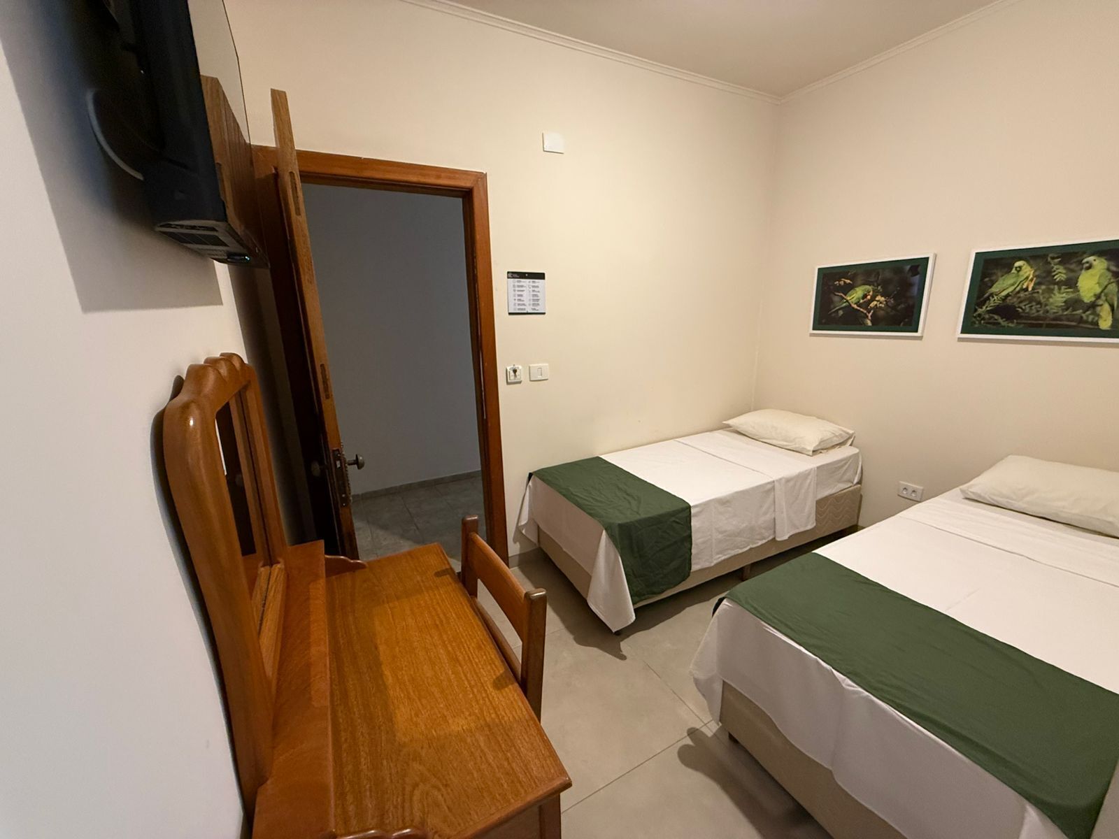 Family Quadruple Room | Desk, laptop workspace, free WiFi, bed sheets