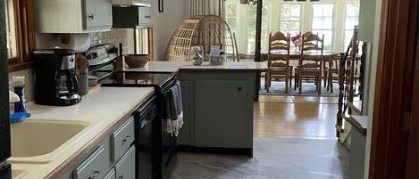 Microwave, oven, stovetop, dishwasher