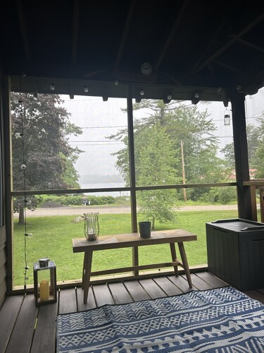 Quintessential Maine Cottage w/ Water-views, Kayaks & Lake Access