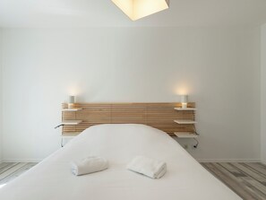 3 Schlafzimmer, Bügeleisen/Bügelbrett, WLAN, Bettwäsche
