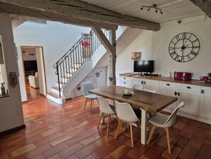 Huis | Zwembad | Een binnenzwembad en een buitenzwembad