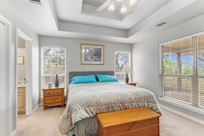 3 عدّة غرف نوم وواي فاي وملاءات أسرّة