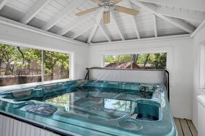 Interior - McCartney Retreat on Lake LBJ! (Llano County)