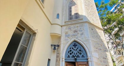 Château GRANDCLEMENT Lyon Villeurbanne Suite JACOBINS 8 pers