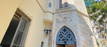 Château GRANDCLEMENT Lyon Villeurbanne Suite JACOBINS 8 pers