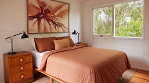 4 bedrooms, free WiFi, bed sheets