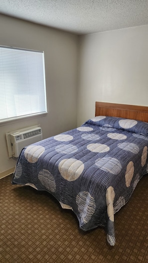 Single Room | Free WiFi