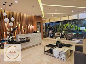 Condo, 2 Bedrooms, Accessible, Balcony | Lobby