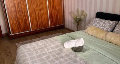 Coastal Apartment in Barreiro- Sleeps6-city Centre