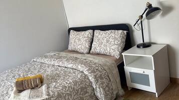 3 bedrooms, free WiFi, bed sheets