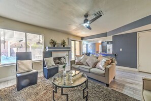 Smart TV - Vila ZEN- With Pool & Jacuzzi, pool table, Pokertable, Basketball N the Strip (Las Vegas)