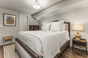 4 chambres, fer et planche à repasser, Wi-Fi, draps fournis