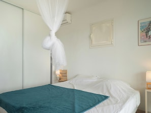 2 chambres, lit de bébé portatif, Wi-Fi, literie fournie
