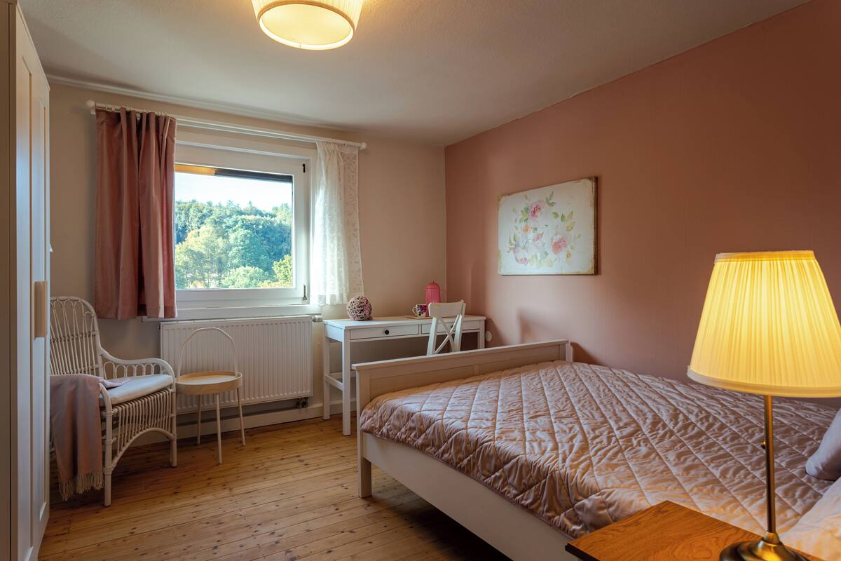 Basic Single Room, Hill View | Free WiFi