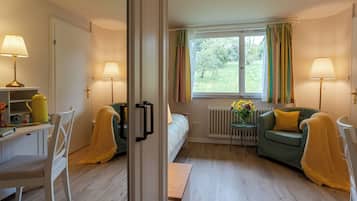 Standard Single Room, Hill View | Free WiFi