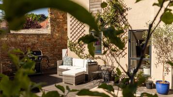 Rumah | 4 kamar tidur dan internet