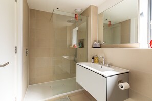 Maison | 4 chambres, bureau, accès à Internet haute vitesse