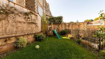 Nhà | 4 phòng ngủ, truy cập Internet tốc độ cao