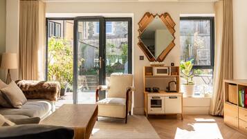 Rumah | 4 kamar tidur dan internet