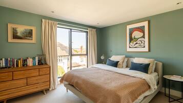 Nhà | 4 phòng ngủ, truy cập Internet tốc độ cao