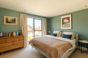 House | 4 bedrooms, Internet