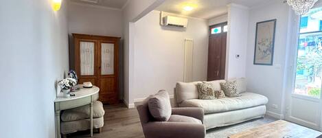 House | 2 bedrooms, Internet