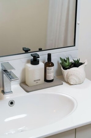 Haartrockner, Handtücher