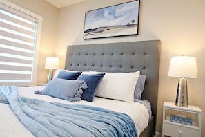 2 bedrooms, iron/ironing board, free WiFi, bed sheets - Mahogany Lakefront 2BR Walkout | Trails & Privacy (Calgary)