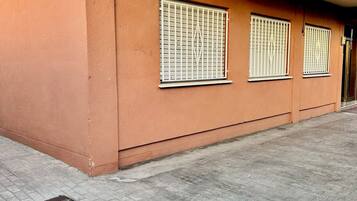 Apartemen, 3 kamar tidur, Boleh Merokok, pemandangan kebun | Detail eksterior