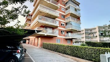 Appartement, 3 slaapkamers, roken, uitzicht op tuin | Exterieur