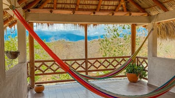 Deluxe Cabin, Mountainside | Terrace/patio